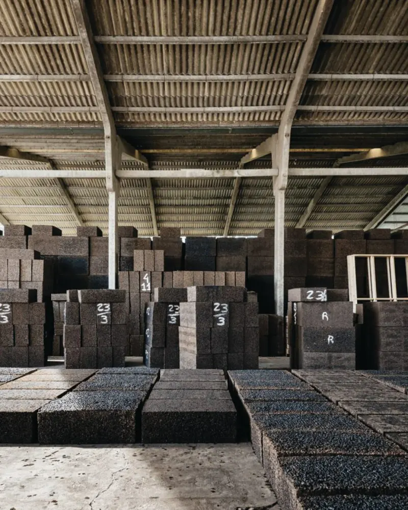 Natural cork solutions developed through advanced processes for sustainable wall design